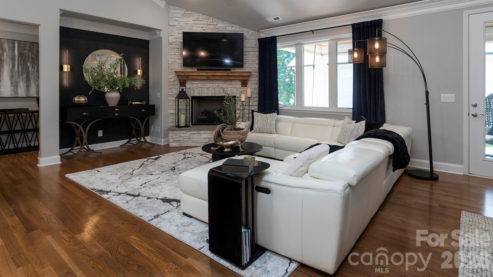 5124 Silver Trace Lane — Denver