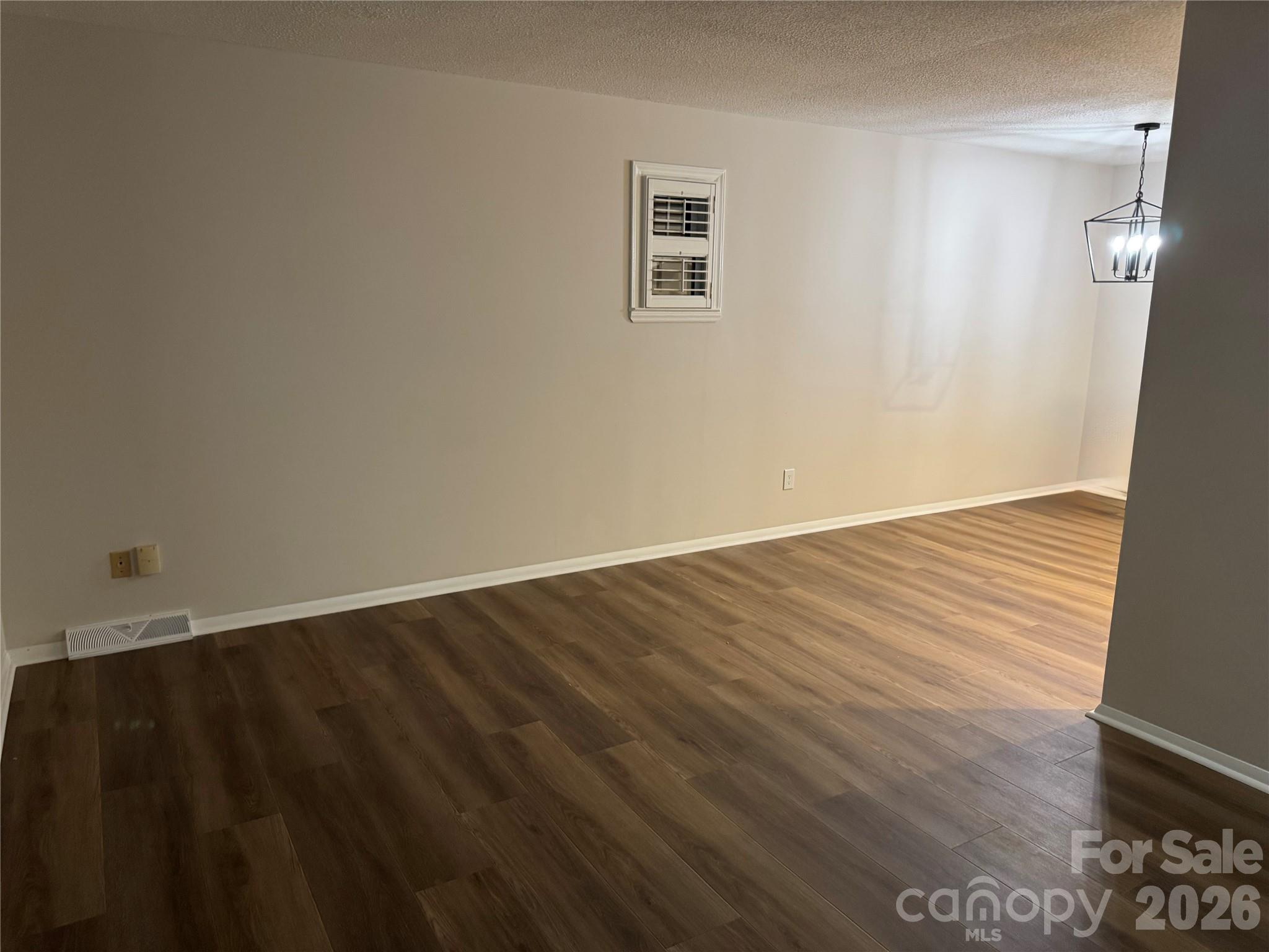 6921 Kirkcaldy Lane — Mint Hill