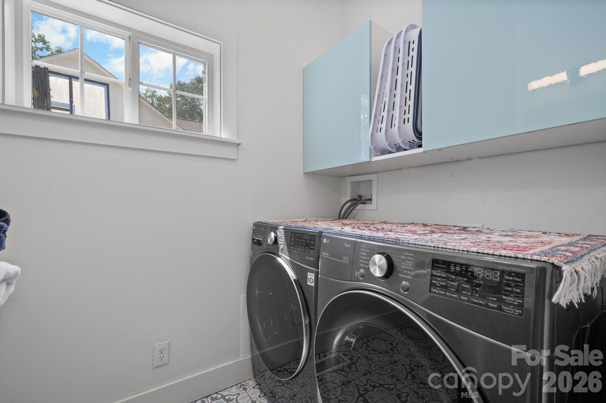 3813 54TH Avenue NE — Hickory