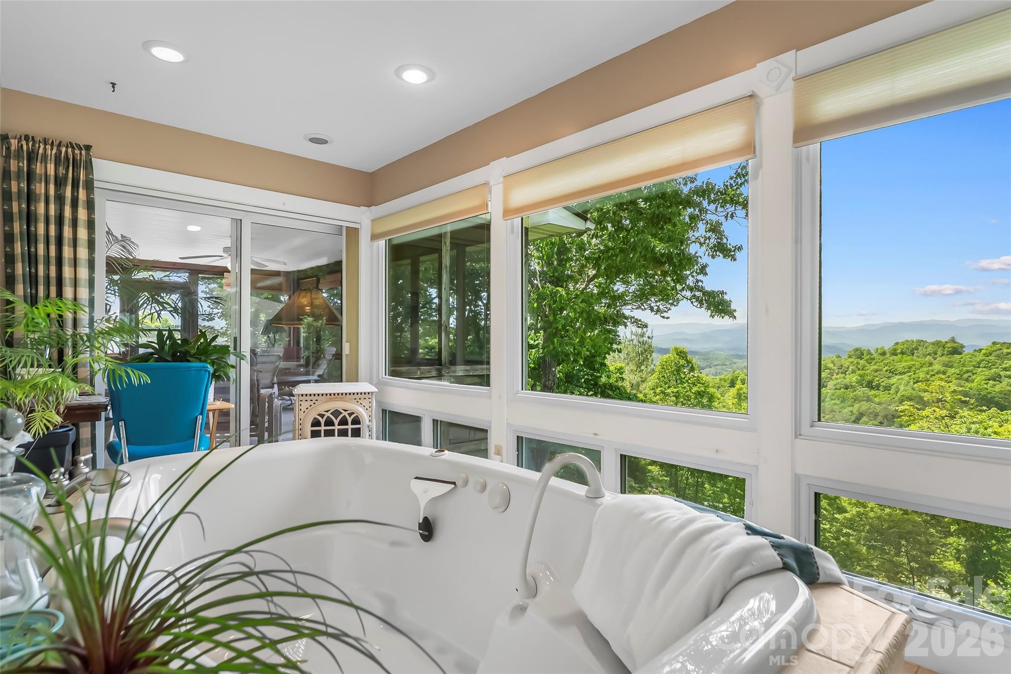 120 Eagle Rock Trail — Hendersonville