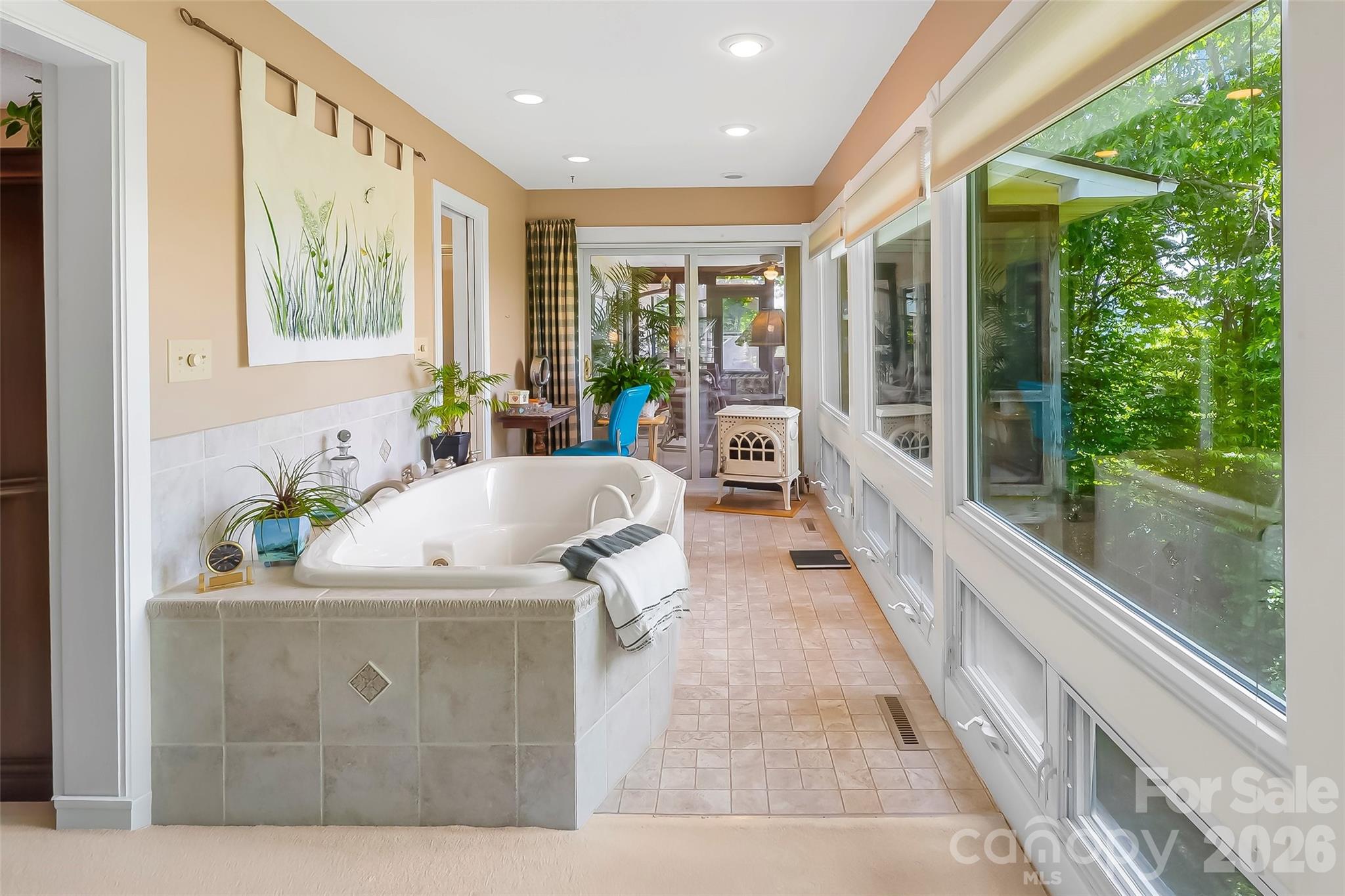 120 Eagle Rock Trail — Hendersonville
