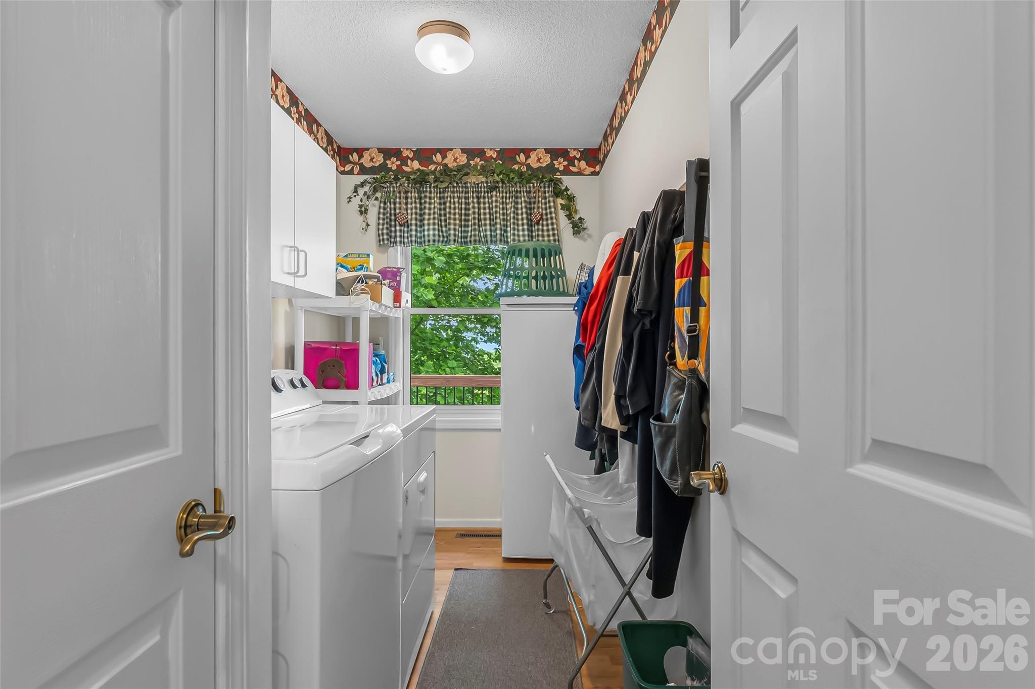 120 Eagle Rock Trail — Hendersonville