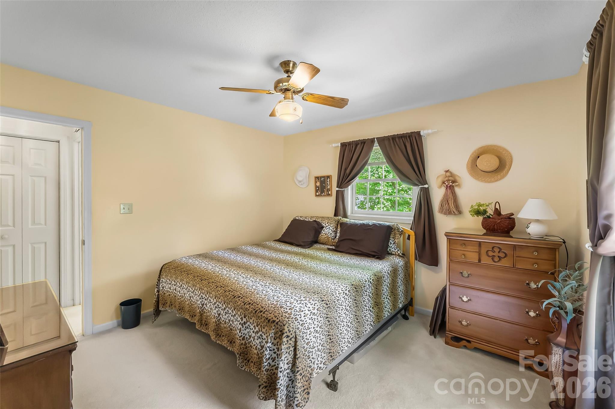 120 Eagle Rock Trail — Hendersonville