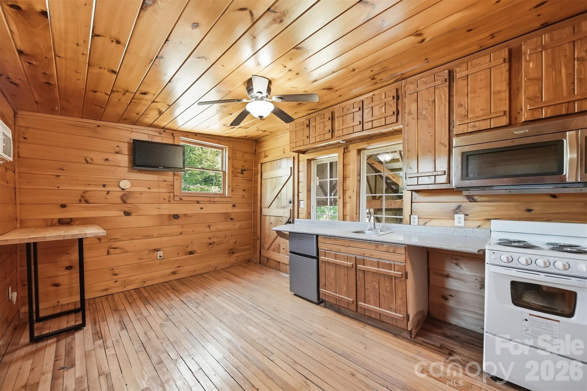 81 +/- Acres 2967 Roby Martin Road — Lenoir