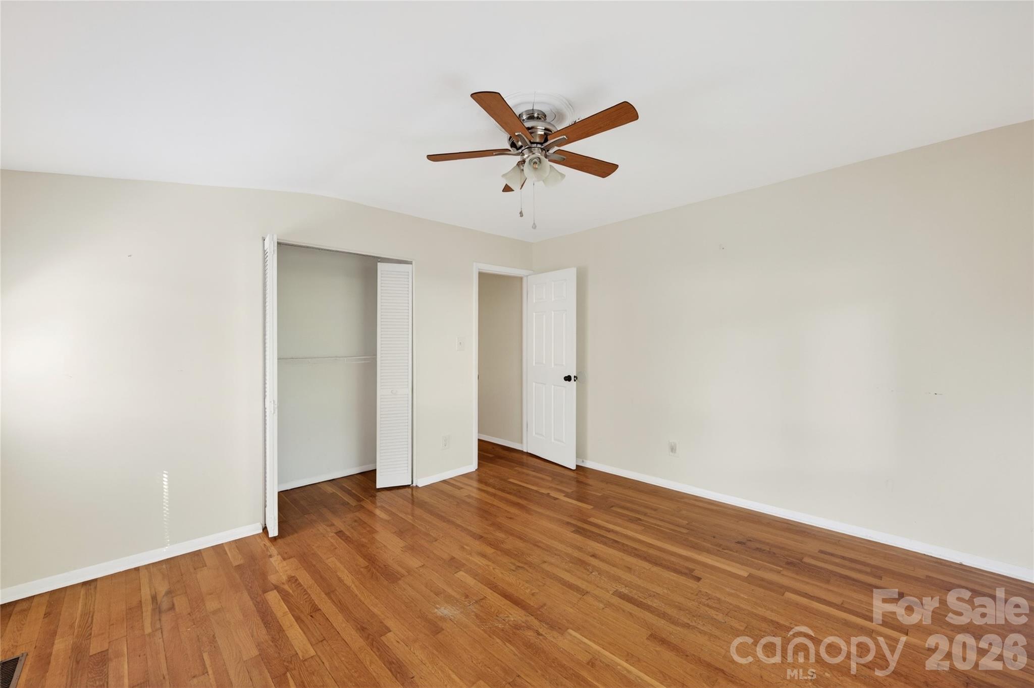 501 Kenlough Drive — Charlotte