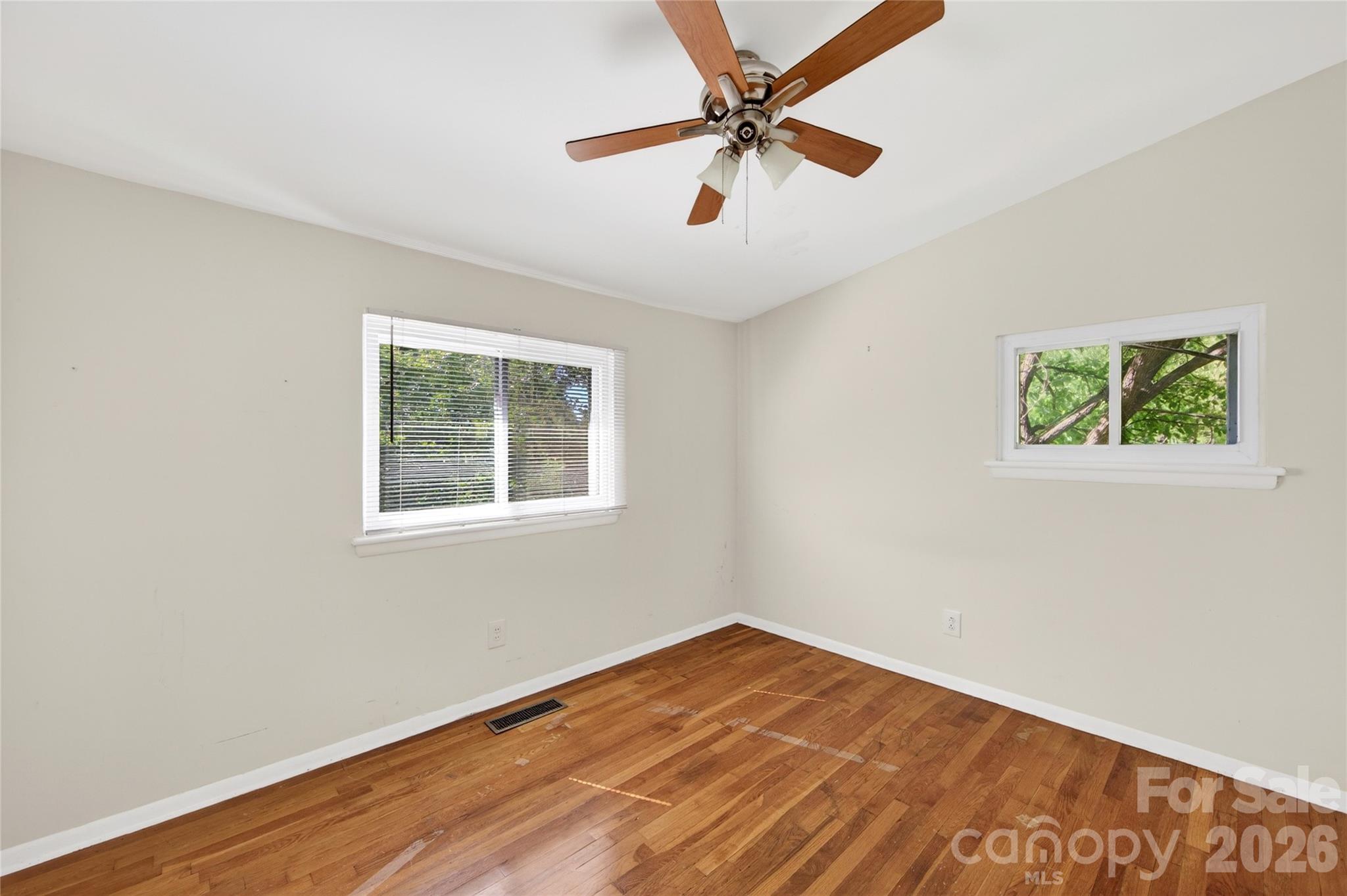 501 Kenlough Drive — Charlotte