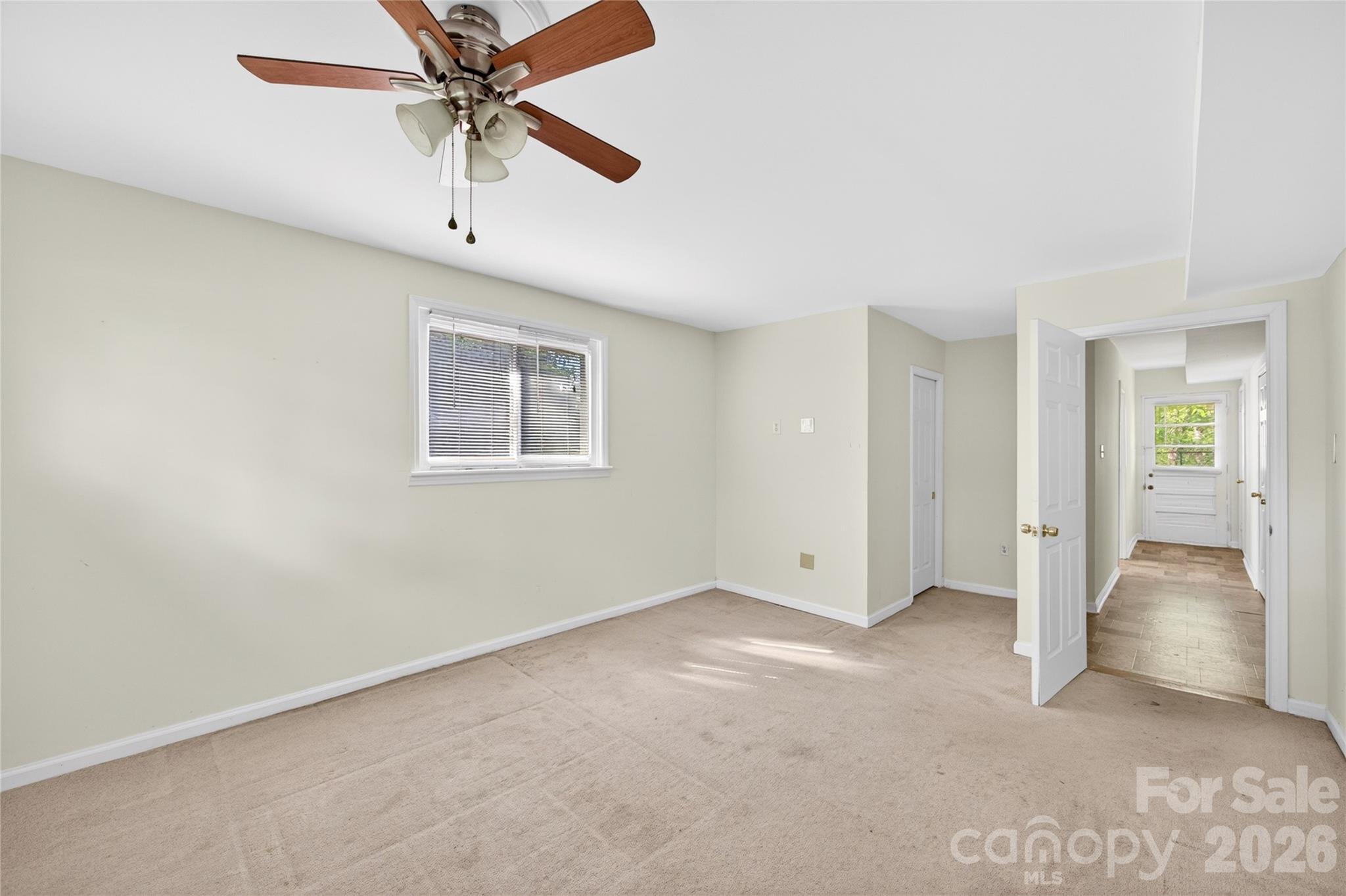 501 Kenlough Drive — Charlotte