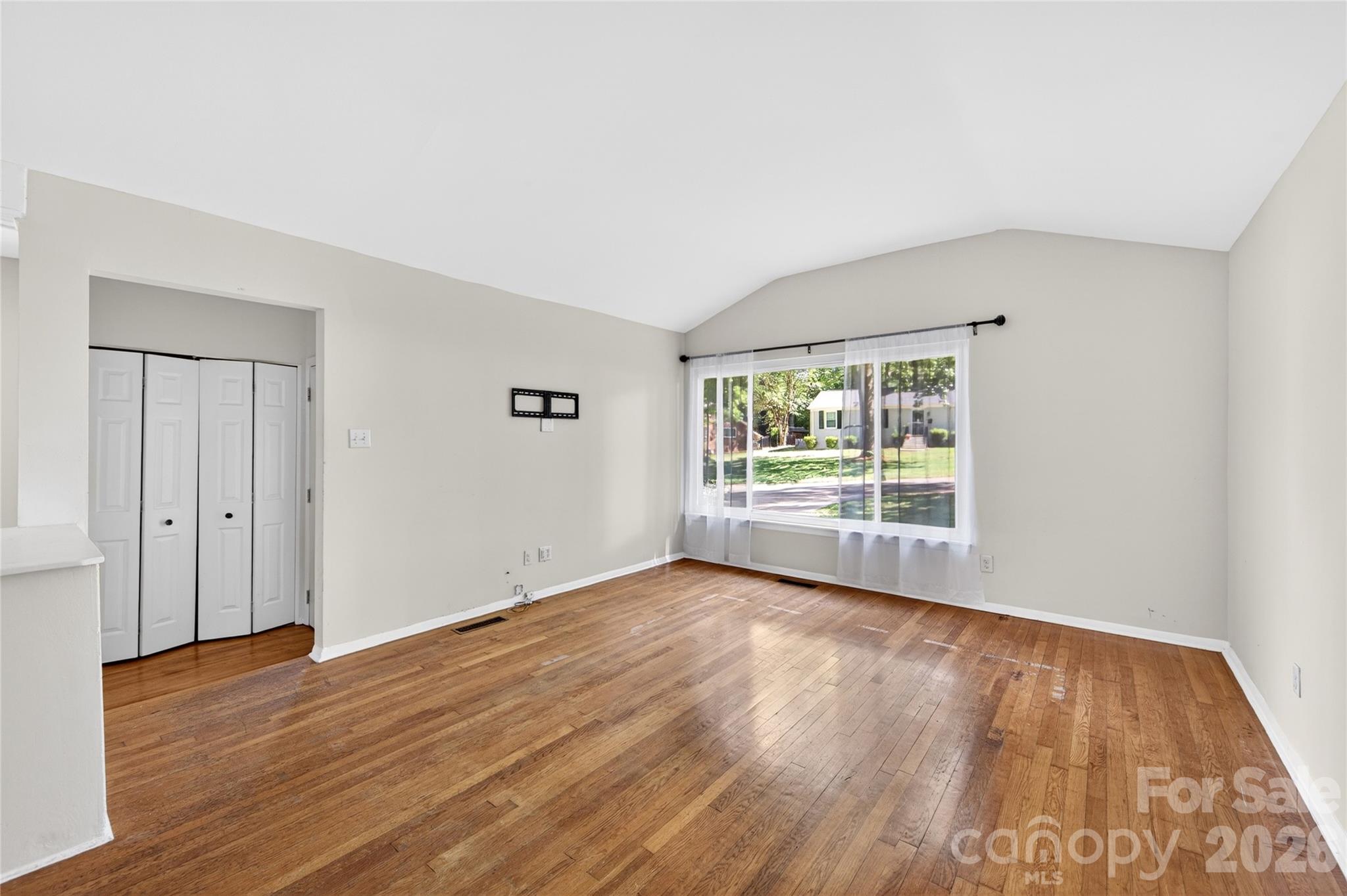 501 Kenlough Drive — Charlotte