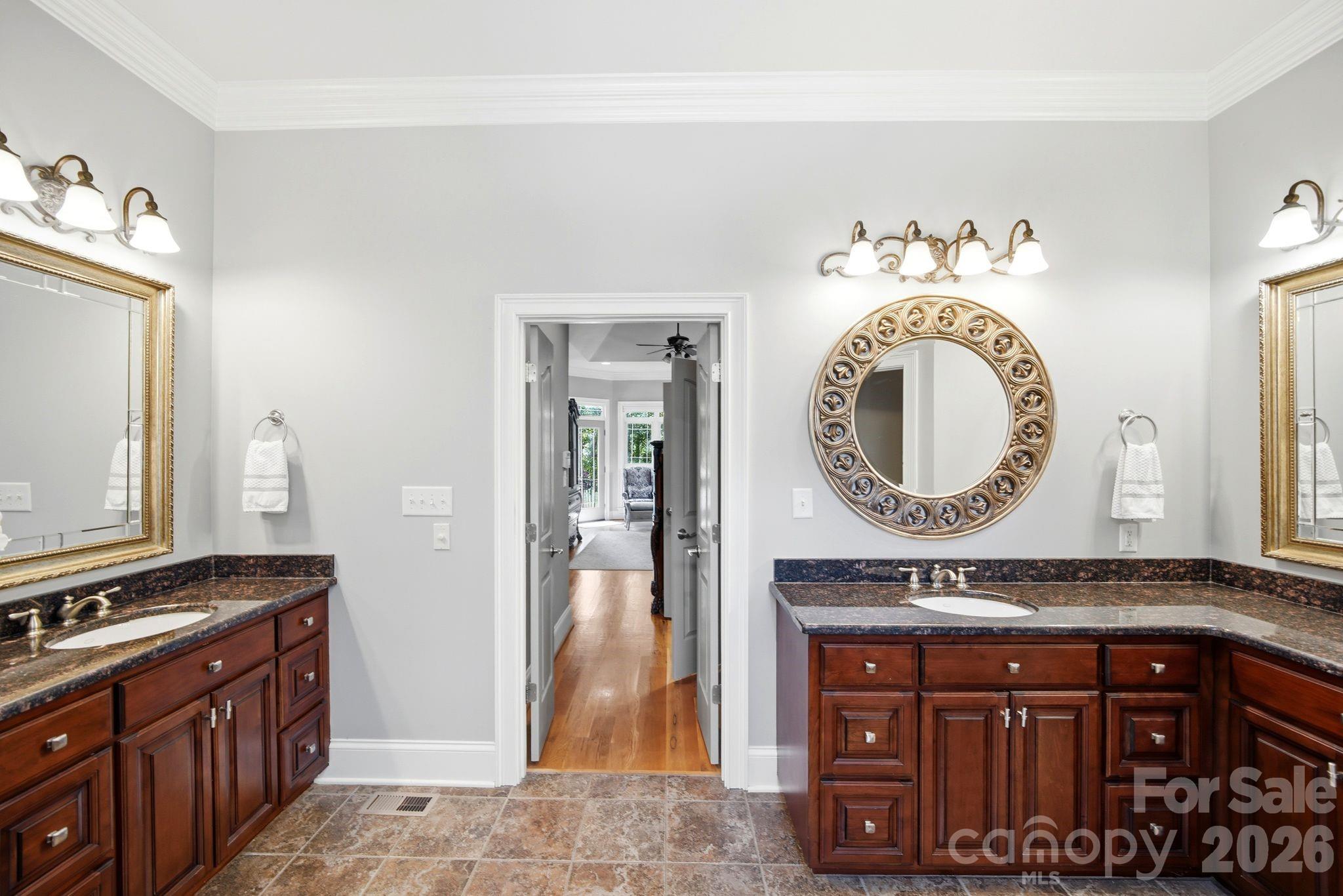 7592 Cottonwood Drive — Denver