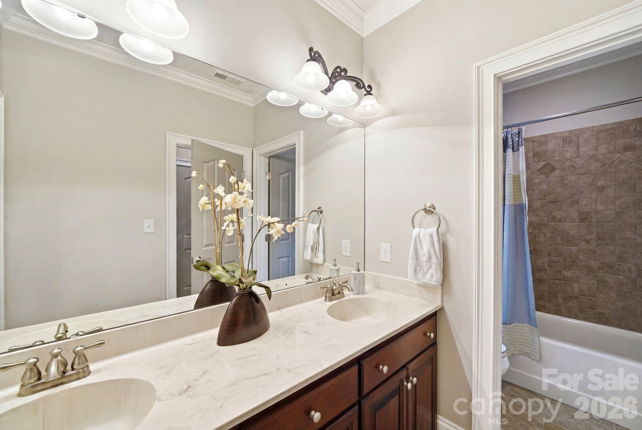 7592 Cottonwood Drive — Denver