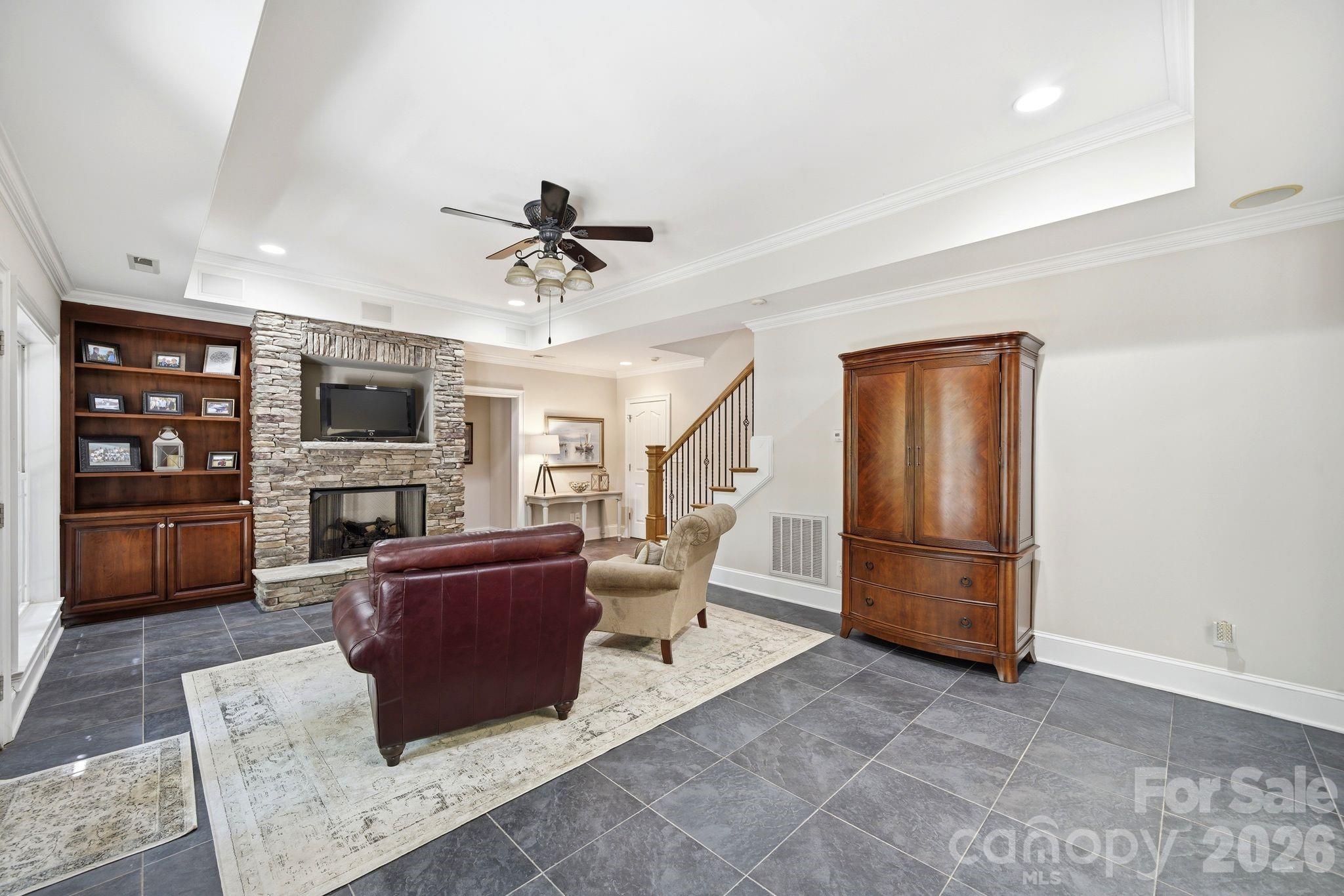 7592 Cottonwood Drive — Denver
