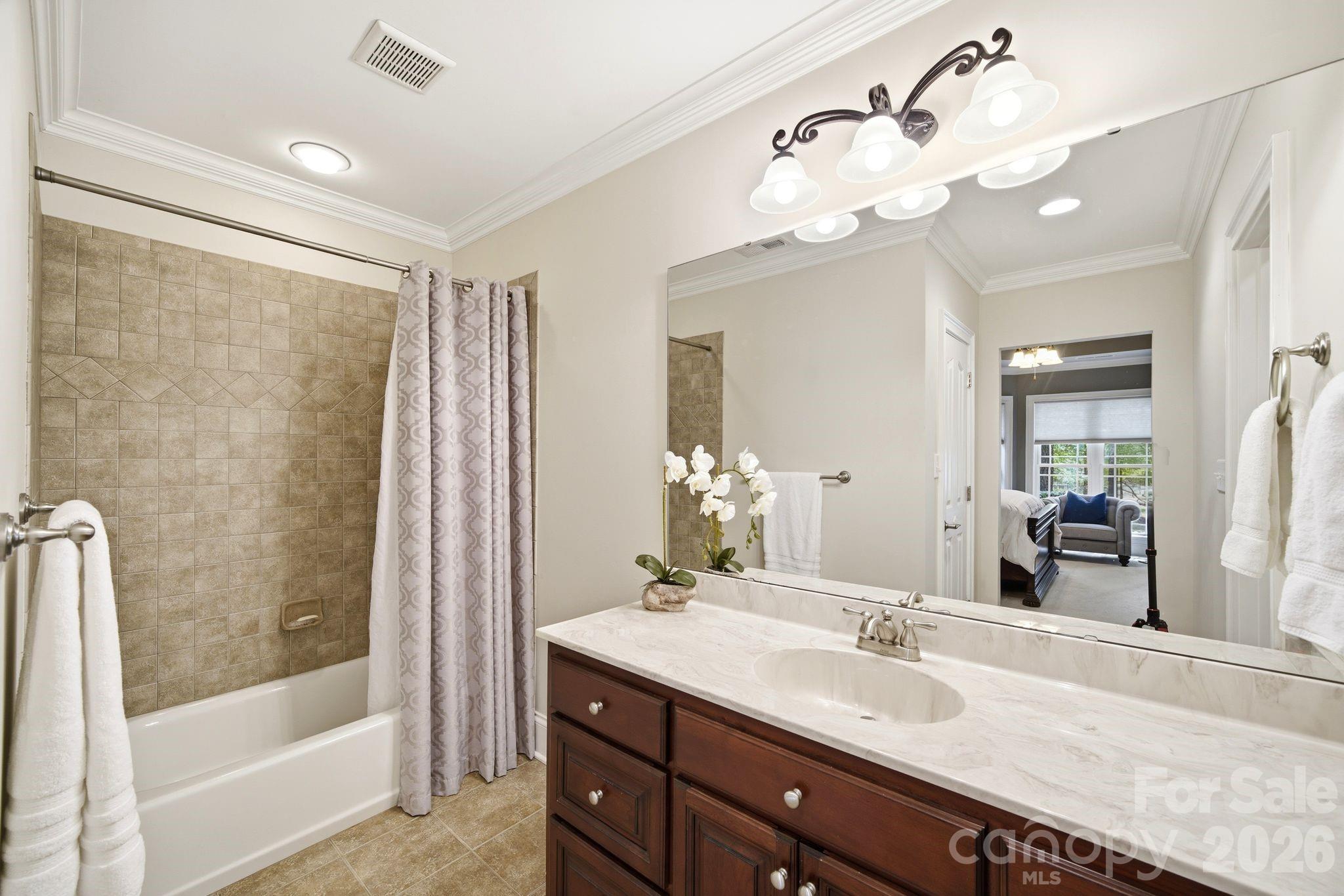 7592 Cottonwood Drive — Denver
