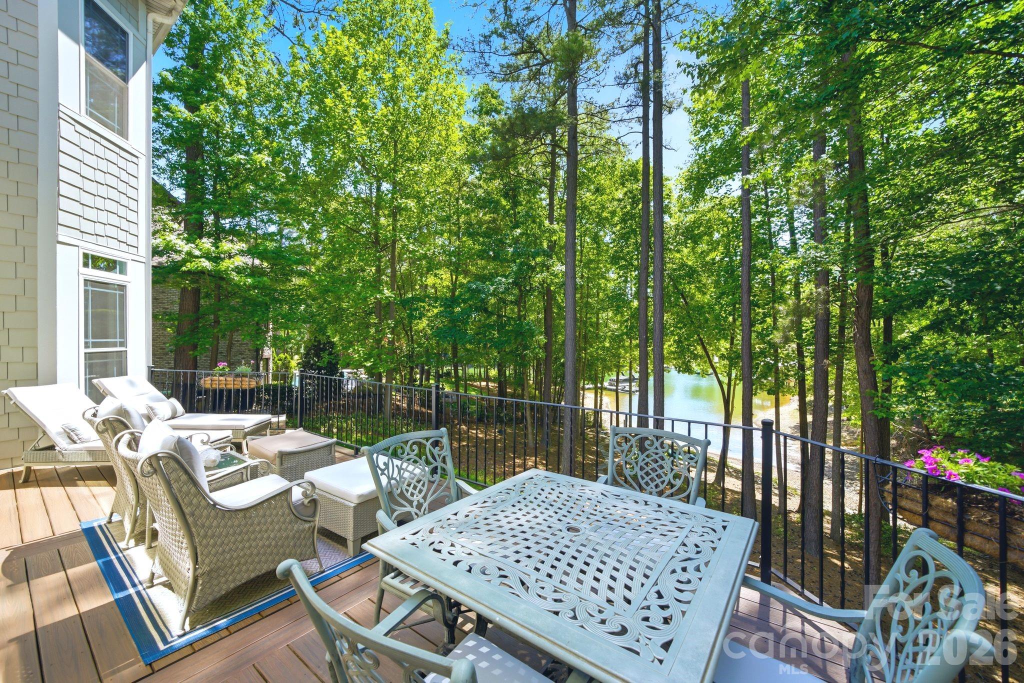 7592 Cottonwood Drive — Denver