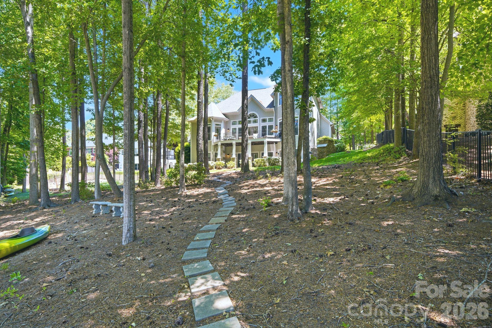 7592 Cottonwood Drive — Denver