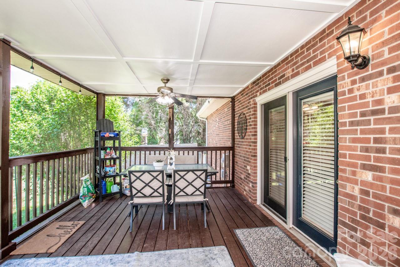 2426 Ashford Drive — Newton
