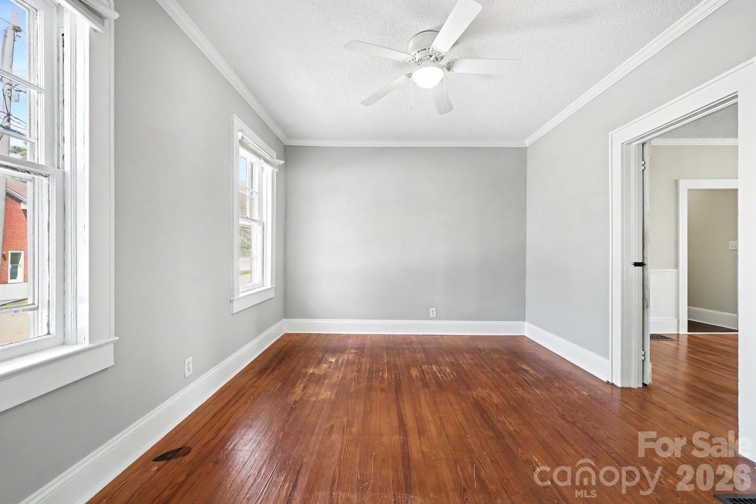 503 E Broad Street — Statesville