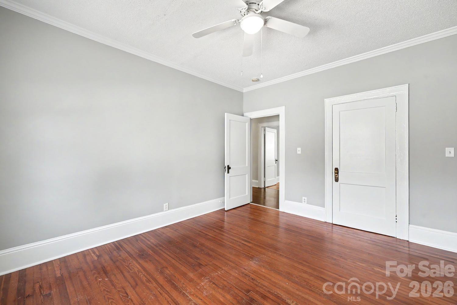 503 E Broad Street — Statesville