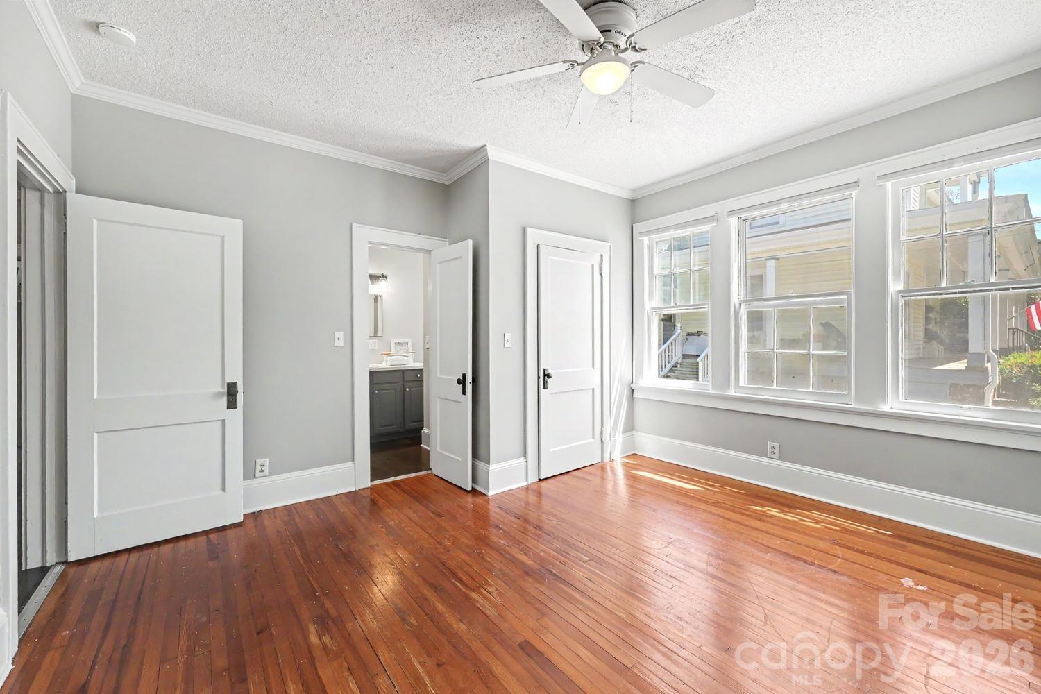 503 E Broad Street — Statesville