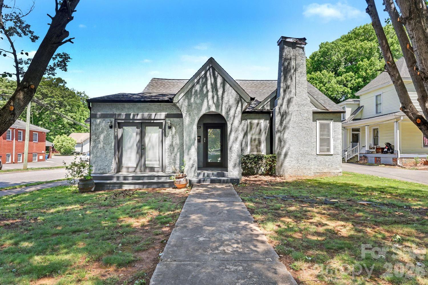 503 E Broad Street — Statesville