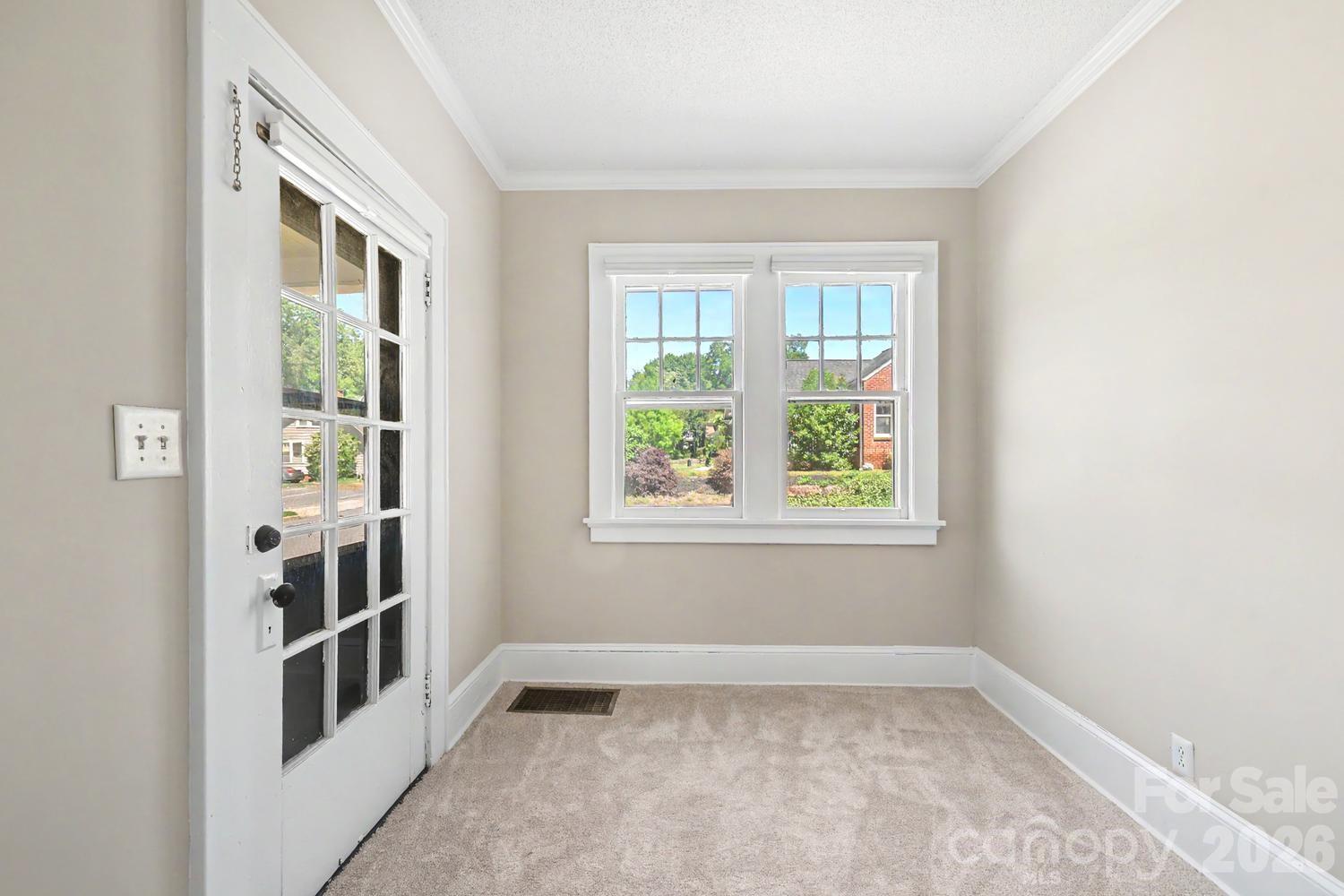503 E Broad Street — Statesville