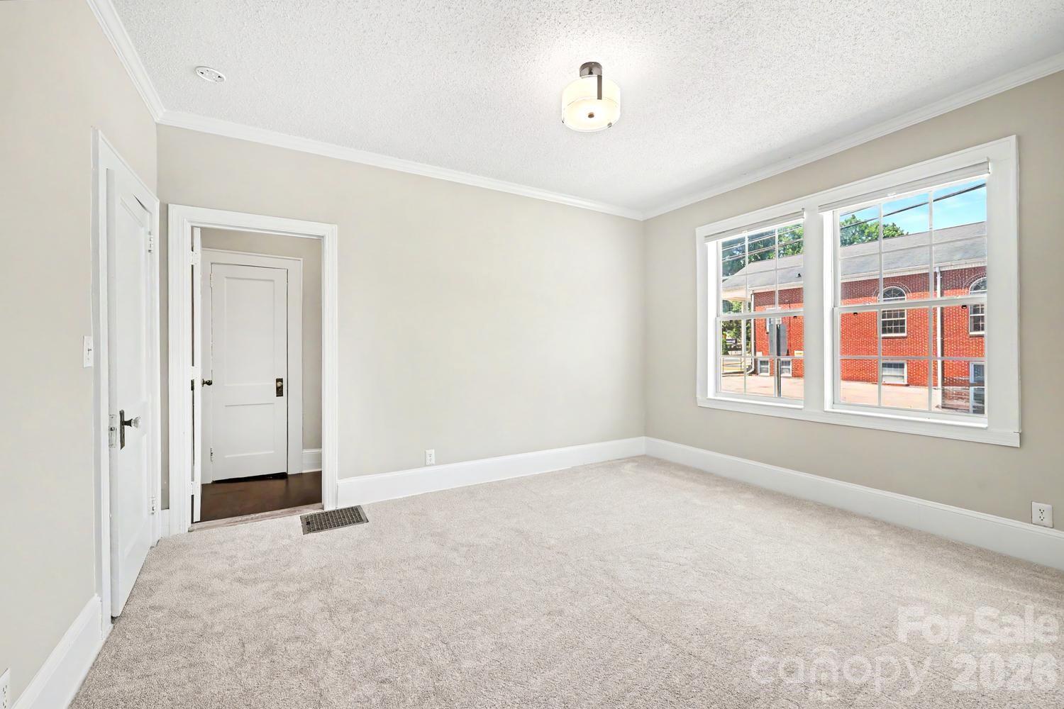 503 E Broad Street — Statesville