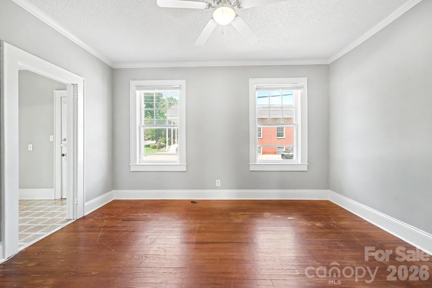 503 E Broad Street — Statesville