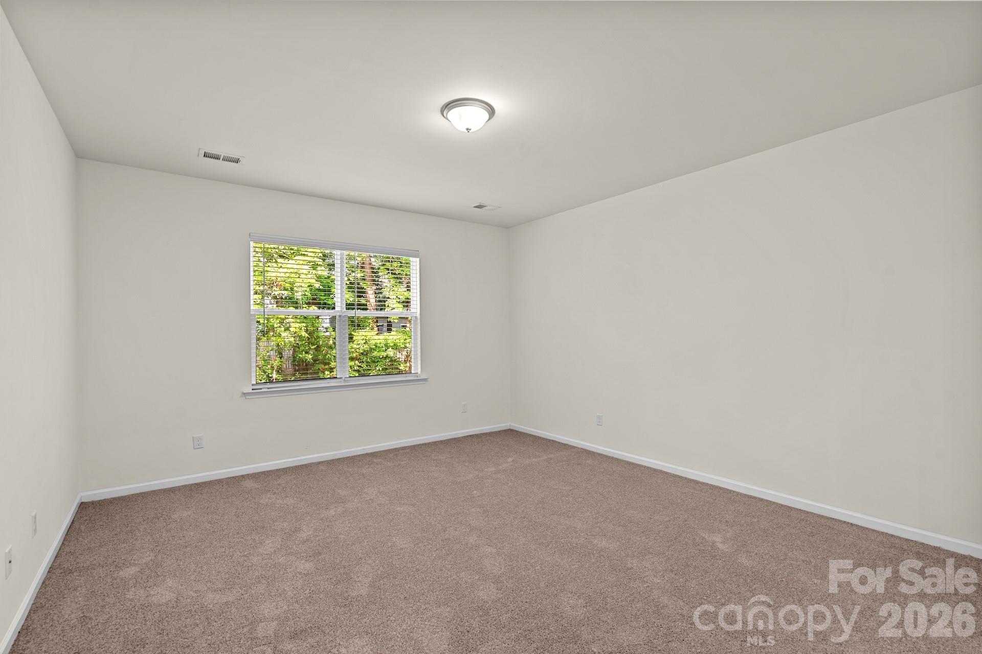 512 Wynfield Forest Drive — Summerville