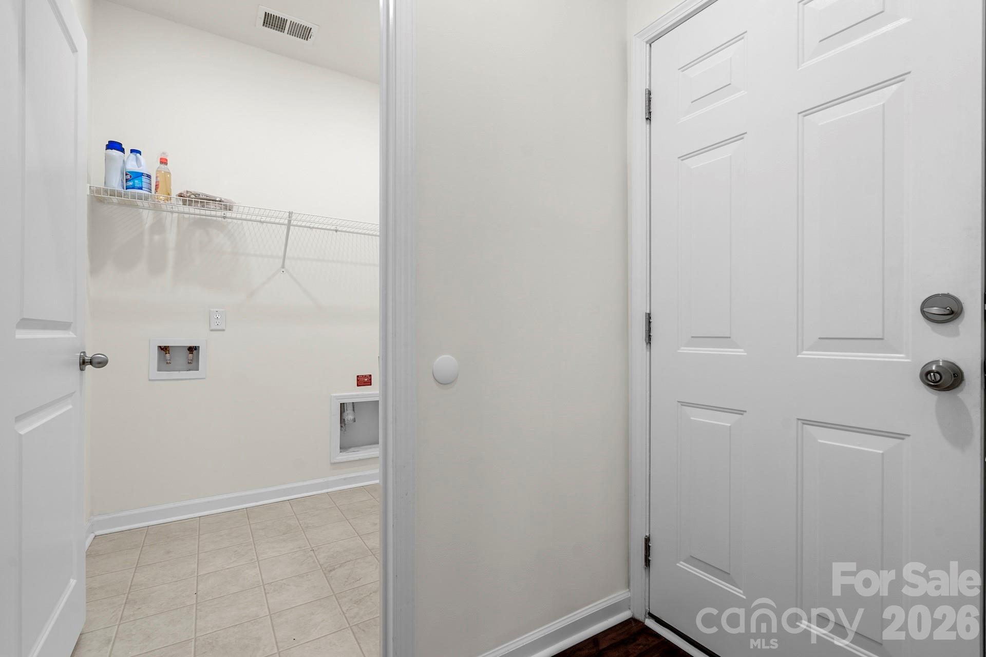 512 Wynfield Forest Drive — Summerville