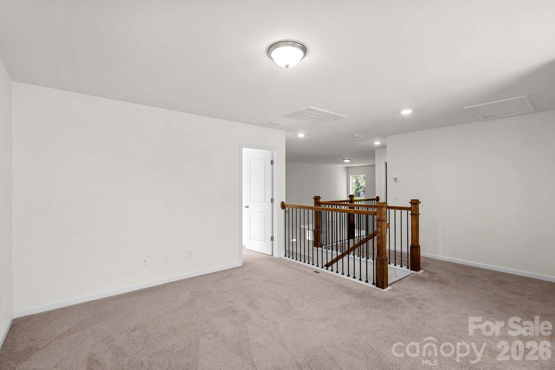 512 Wynfield Forest Drive — Summerville