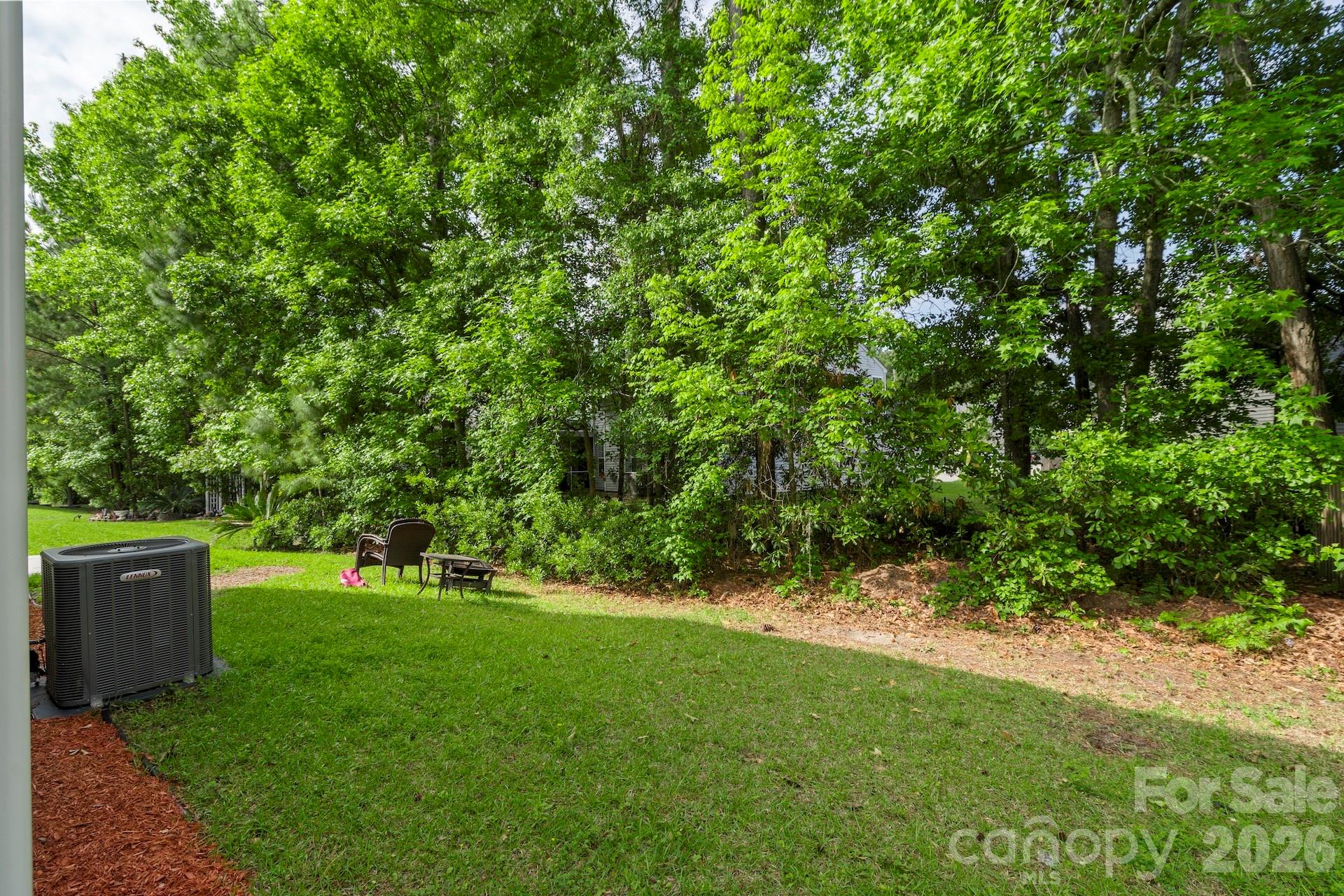 512 Wynfield Forest Drive — Summerville