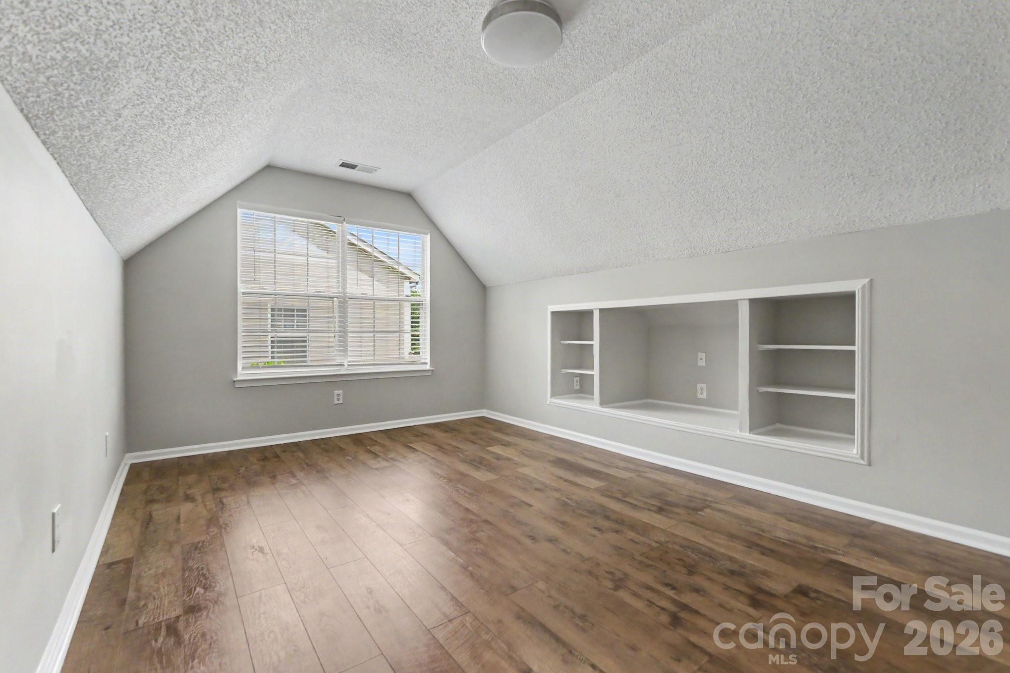 15331 Dehavilland Drive — Charlotte
