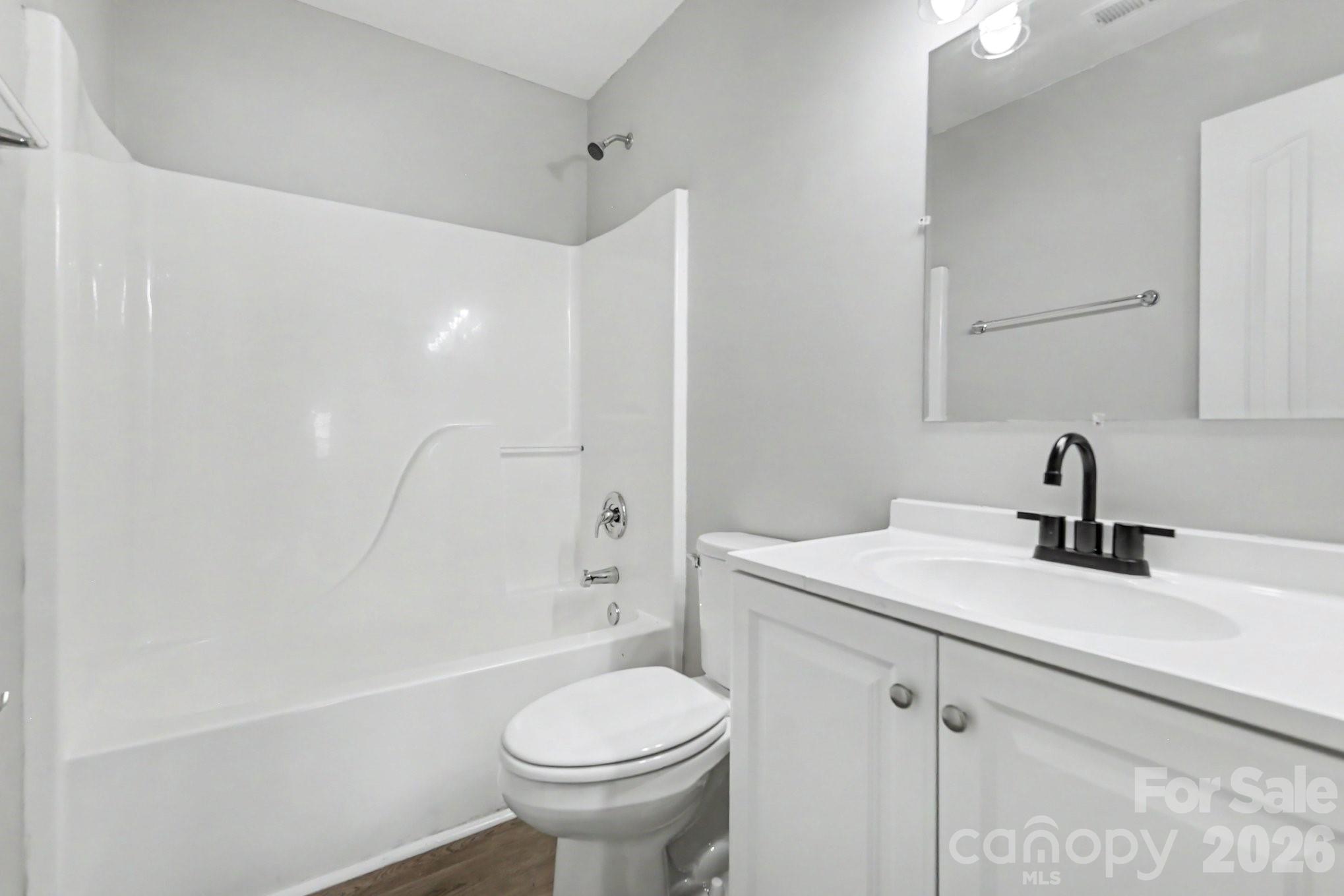 15331 Dehavilland Drive — Charlotte