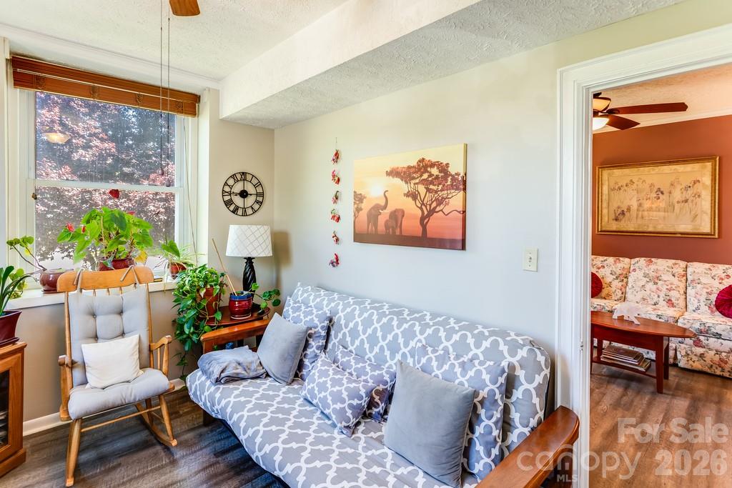 622 S Haywood Street #102 — Waynesville