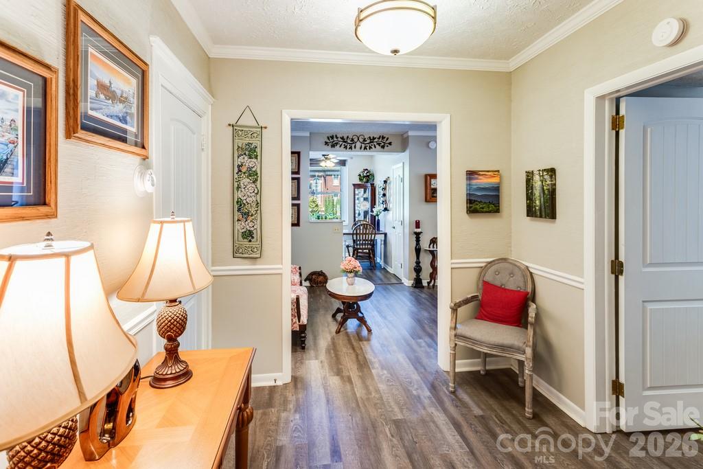 622 S Haywood Street #102 — Waynesville
