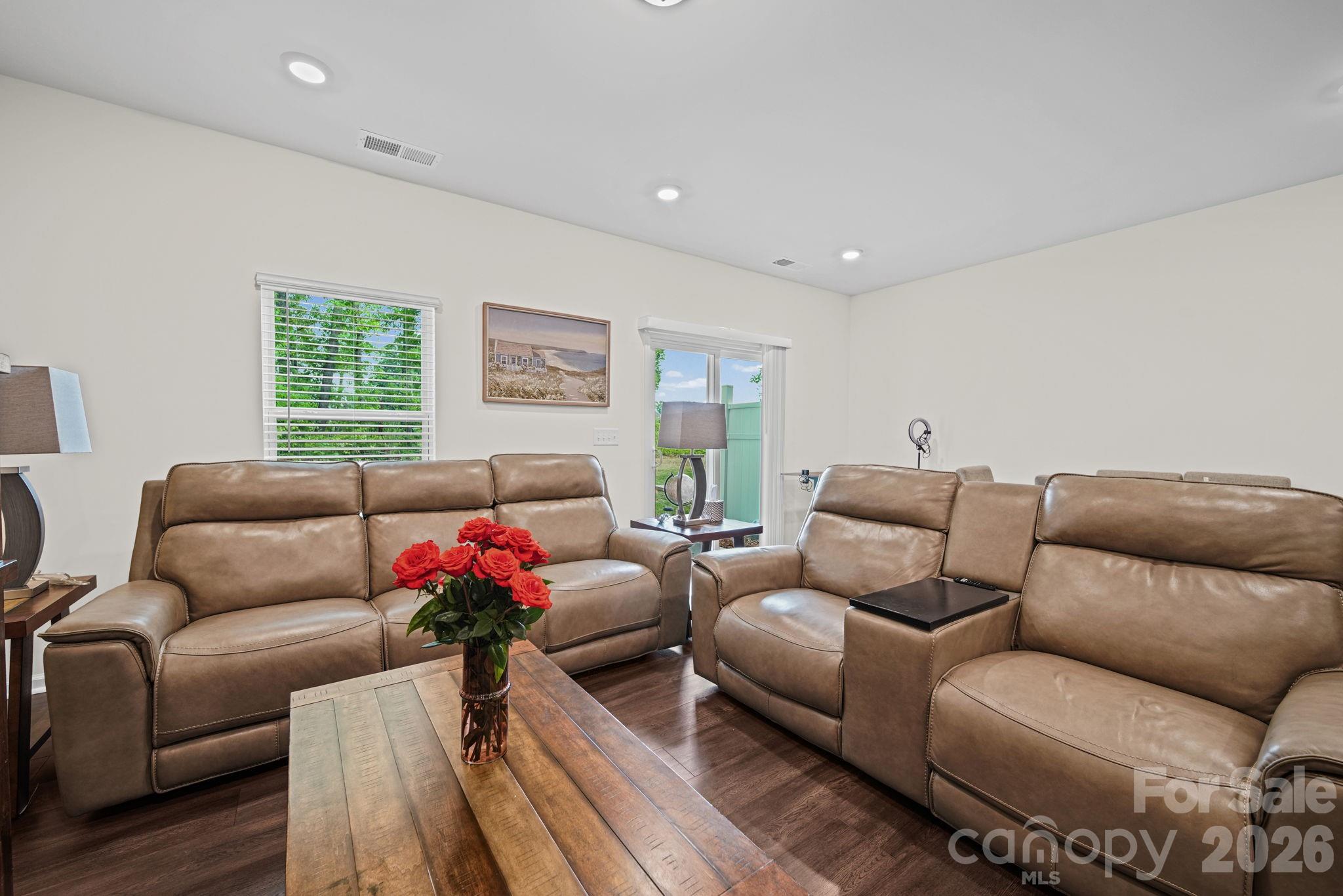 8031 Ramsburg Drive — Charlotte