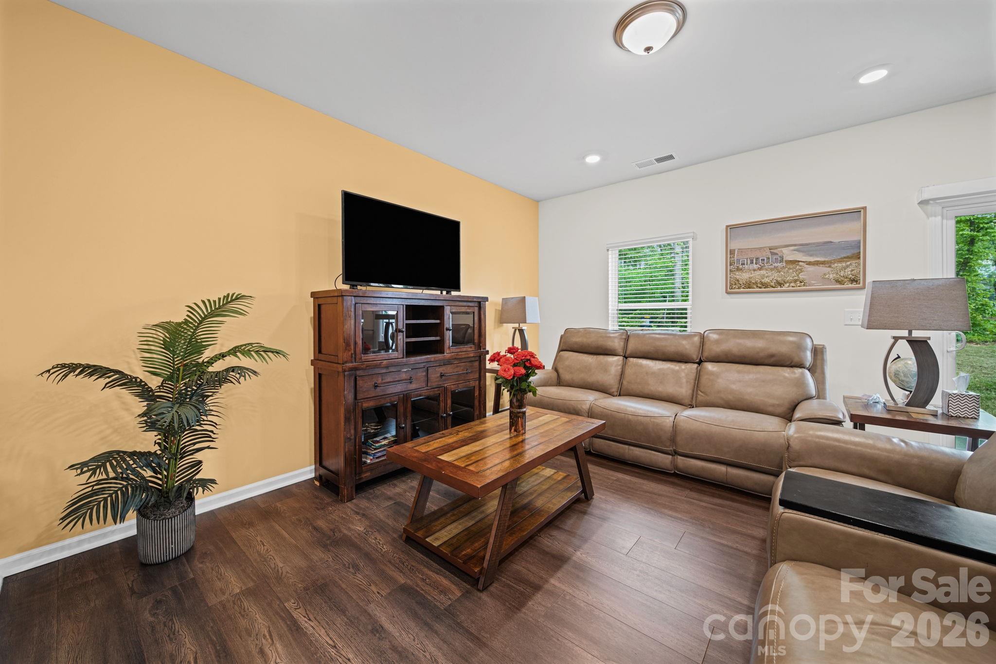 8031 Ramsburg Drive — Charlotte