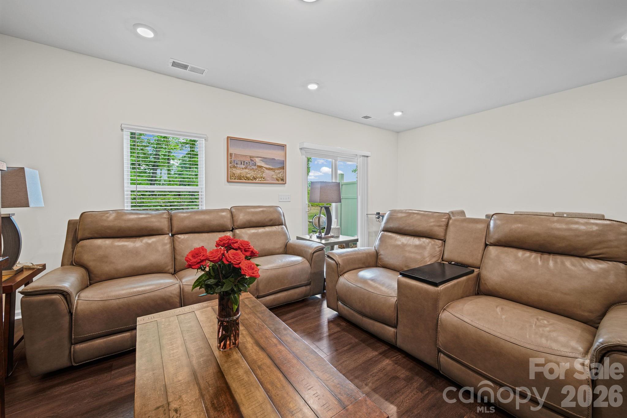 8031 Ramsburg Drive — Charlotte