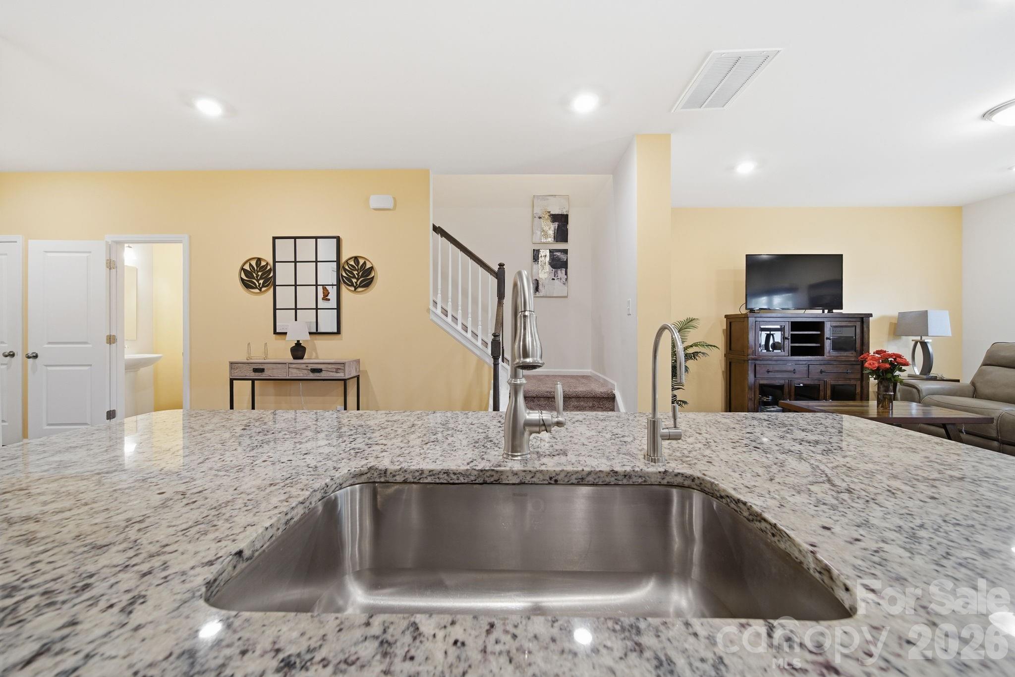 8031 Ramsburg Drive — Charlotte