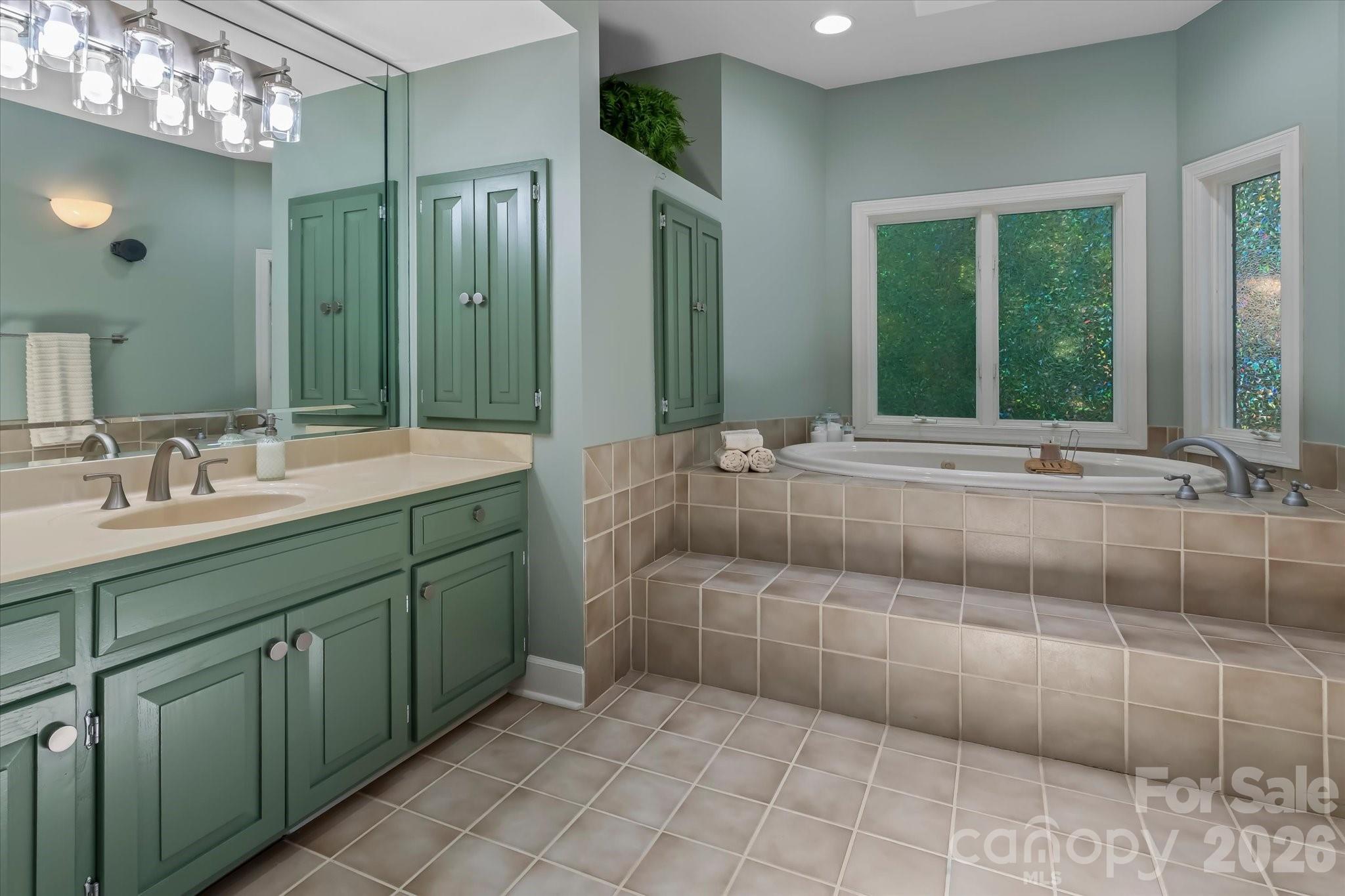 119 Farley Lane — Troutman