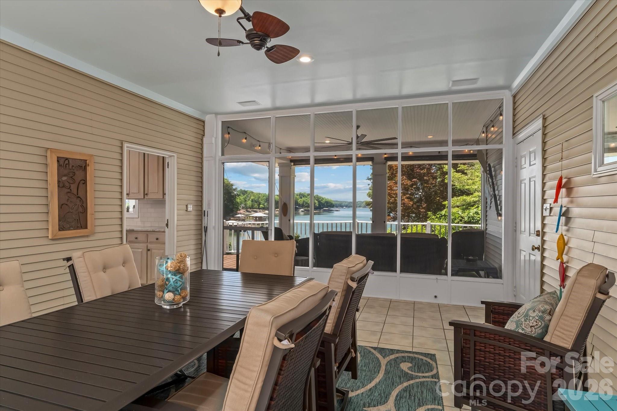 119 Farley Lane — Troutman