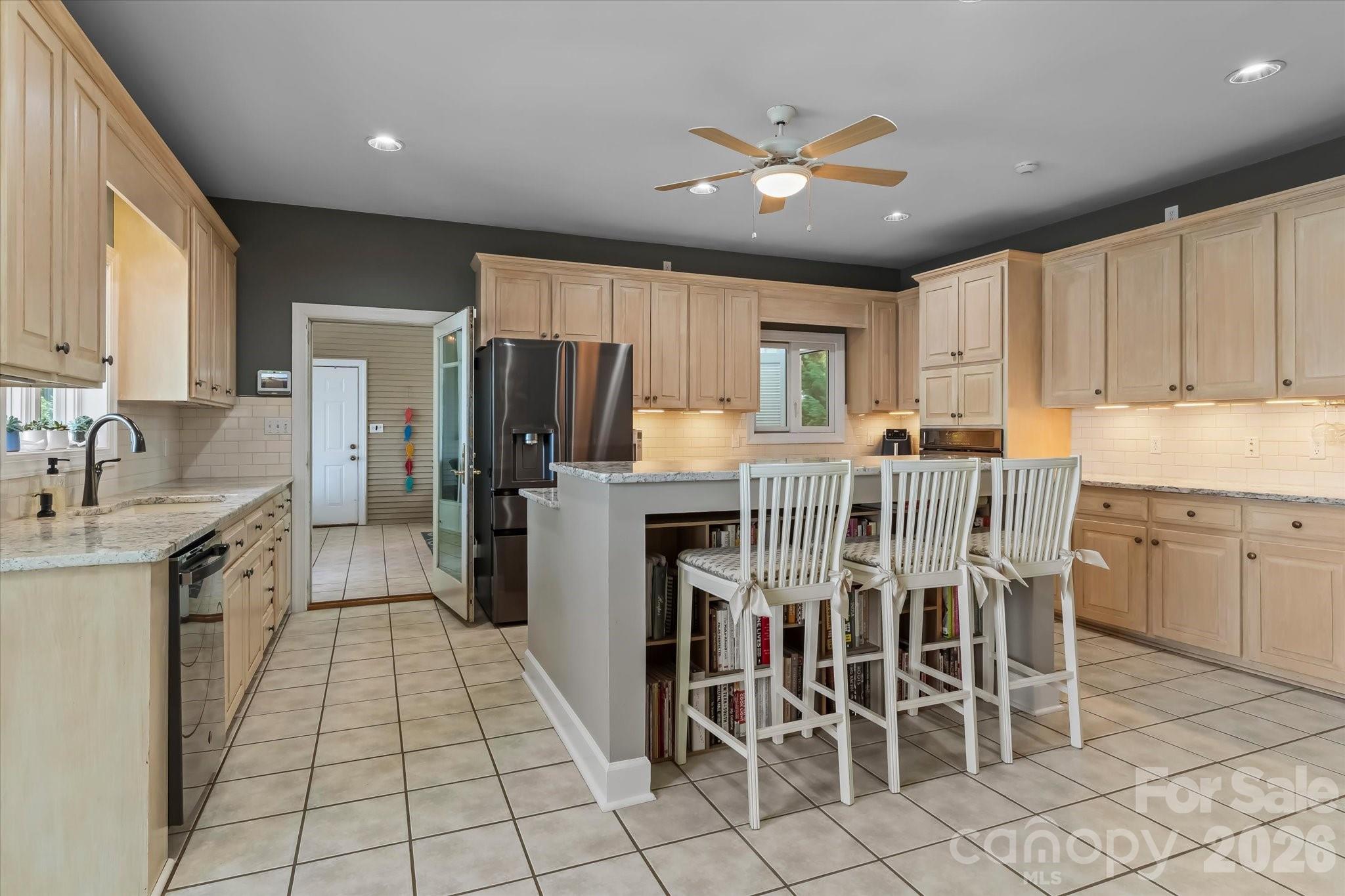 119 Farley Lane — Troutman