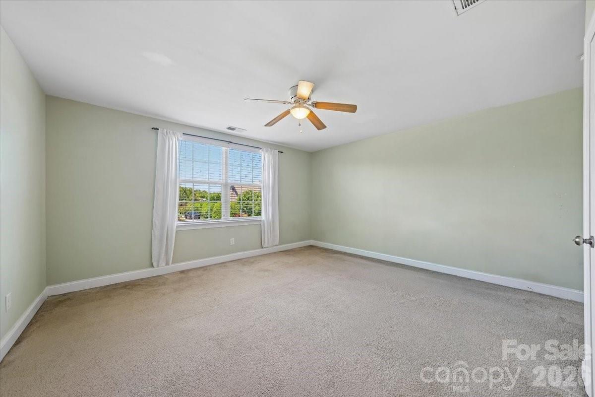 1006 Spring Rose Lane — Matthews