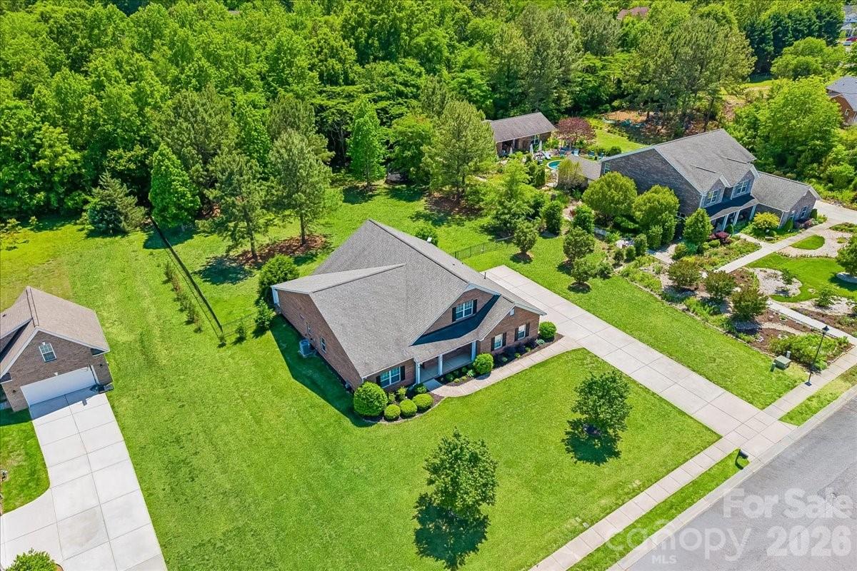 1006 Spring Rose Lane — Matthews