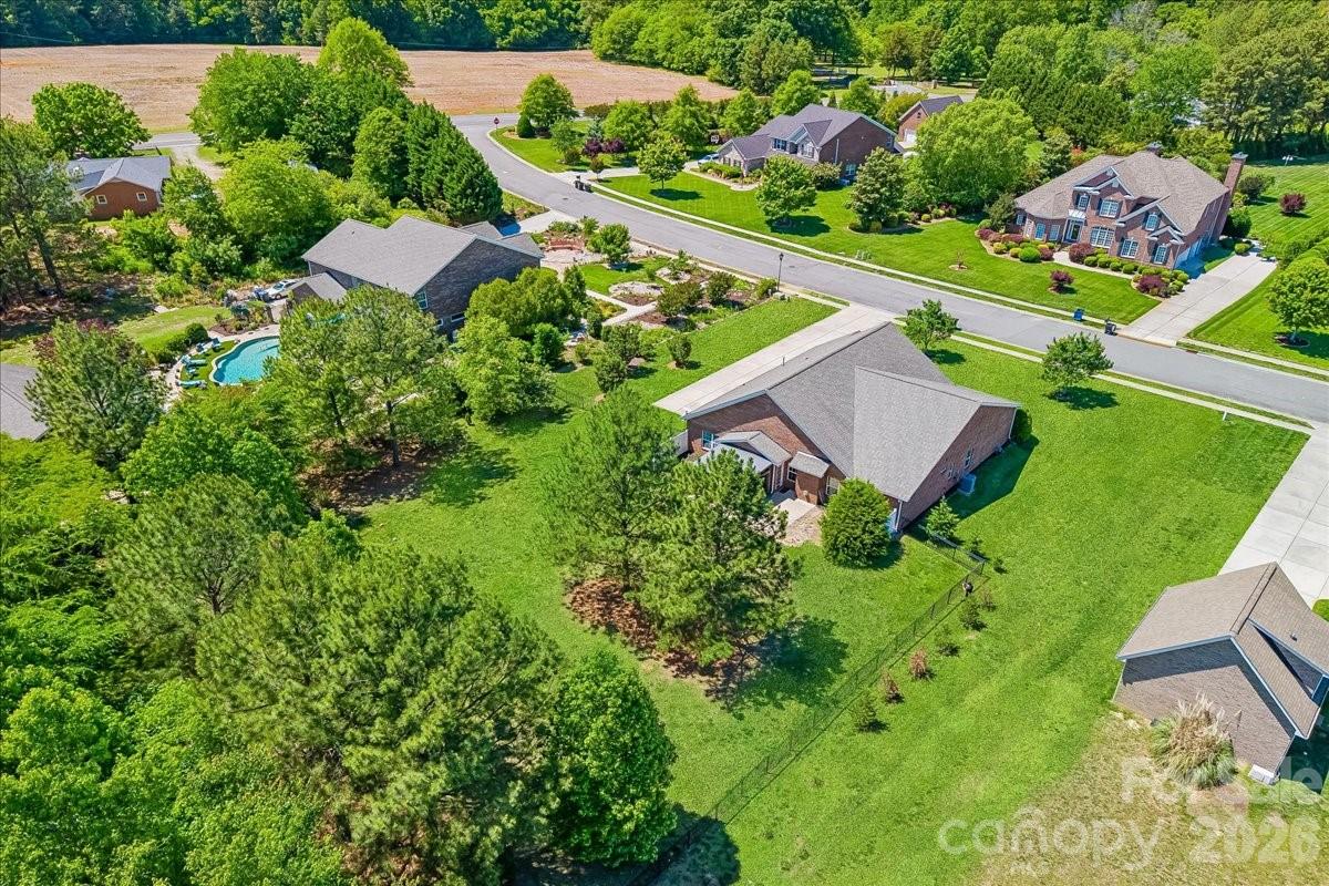 1006 Spring Rose Lane — Matthews