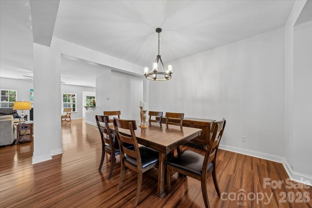 1006 Spring Rose Lane — Matthews