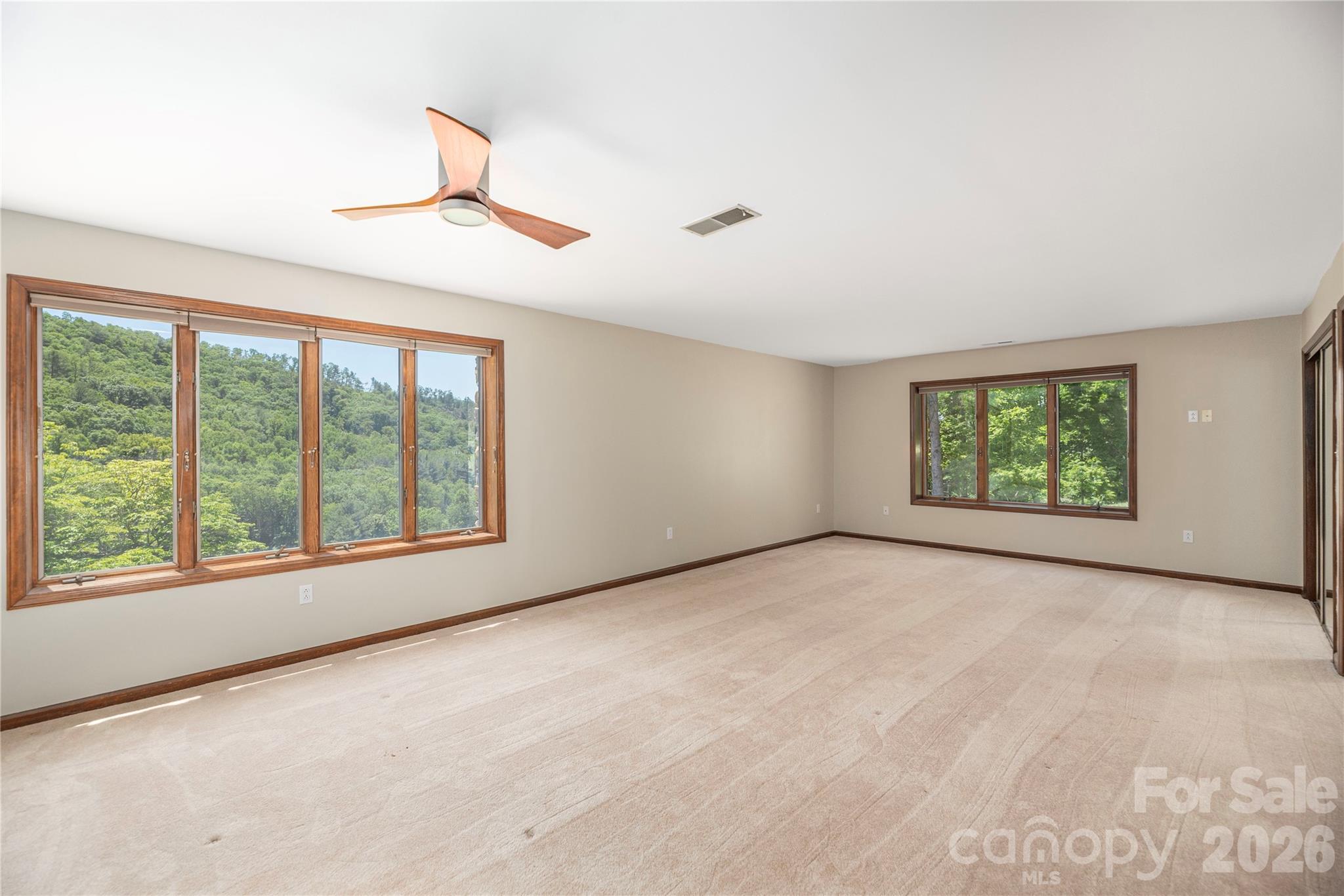 250 Lynn Cove Road — Asheville