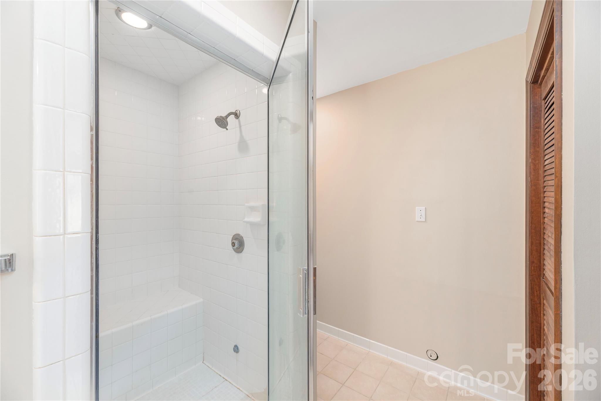 250 Lynn Cove Road — Asheville