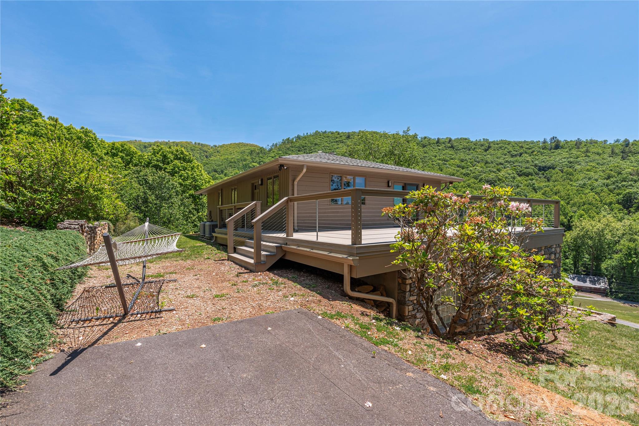 250 Lynn Cove Road — Asheville