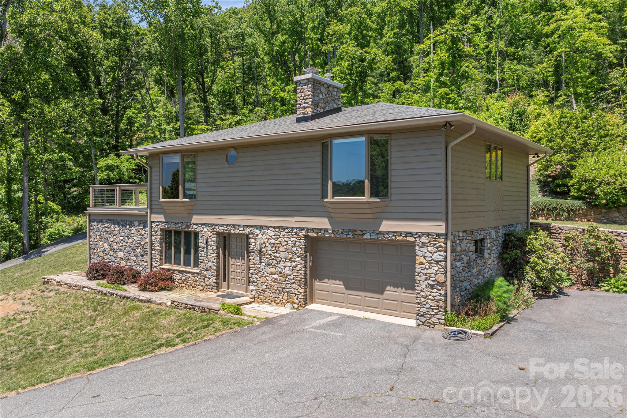 250 Lynn Cove Road — Asheville
