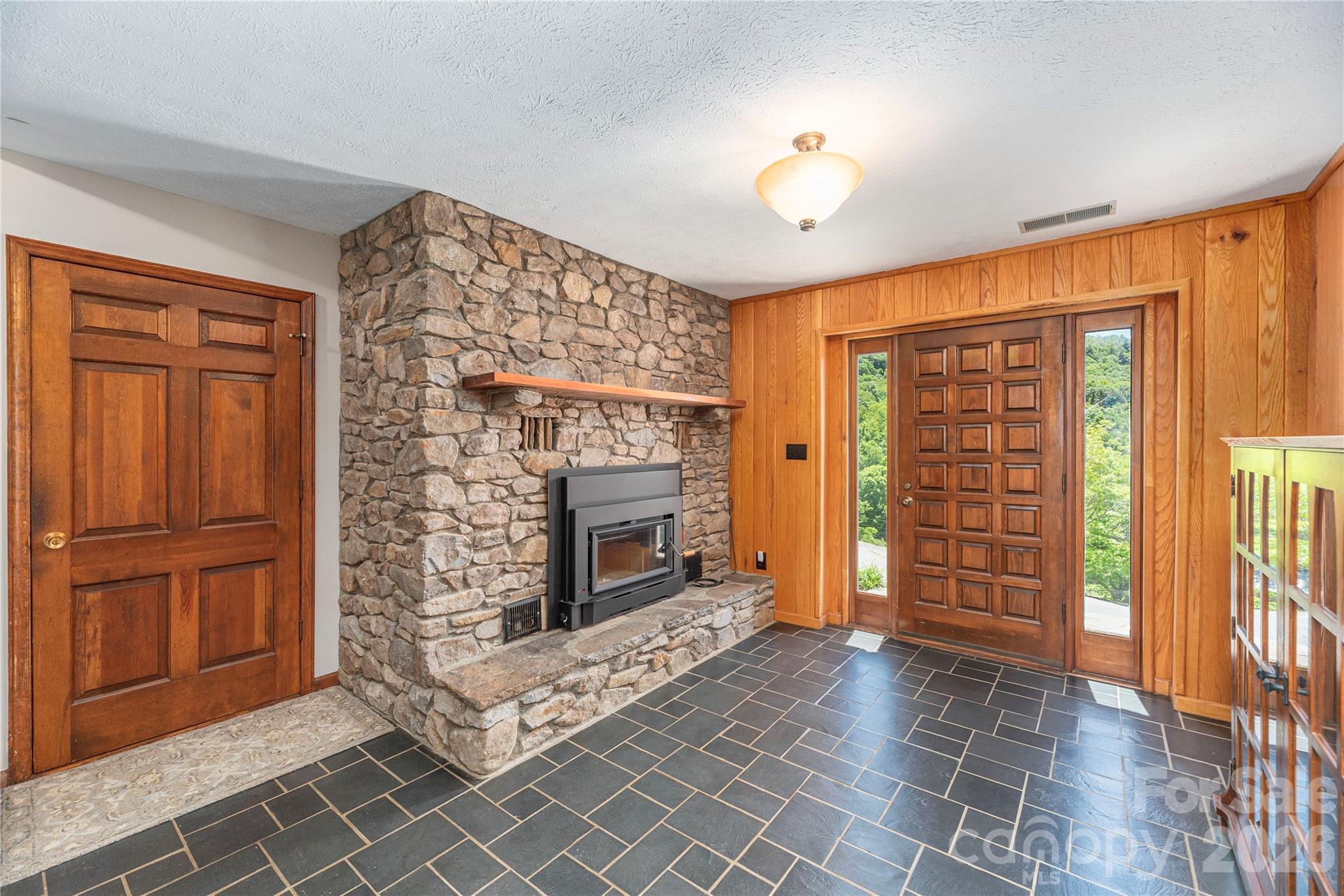 250 Lynn Cove Road — Asheville